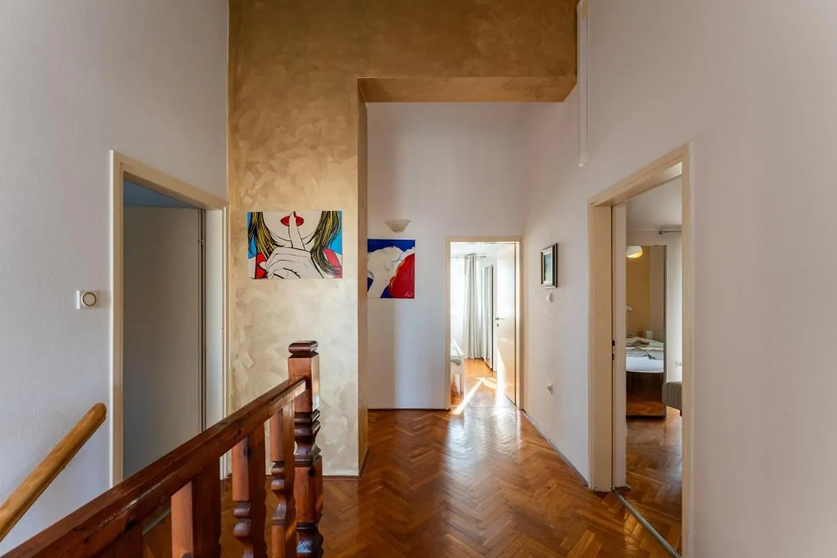 Villa Golf House In Liznjan - Haus Fuer 9-10 Personen