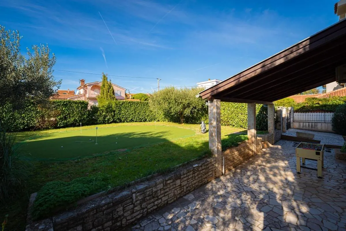 Villa Golf House In Liznjan - Haus Fuer 9-10 Personen