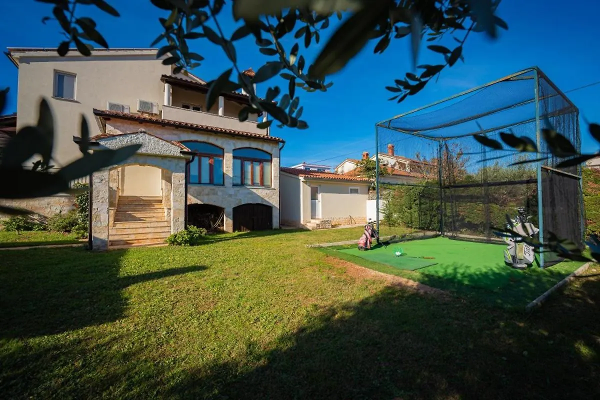 Villa Golf House In Liznjan - Haus Fuer 9-10 Personen Croatia