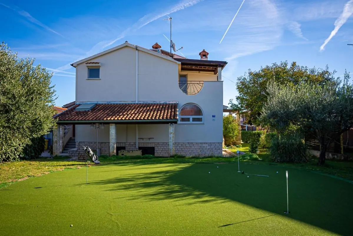 Villa Golf House In Liznjan - Haus Fuer 9-10 Personen