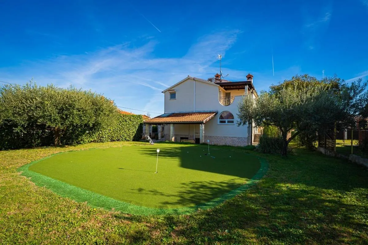Villa Golf House In Liznjan - Haus Fuer 9-10 Personen
